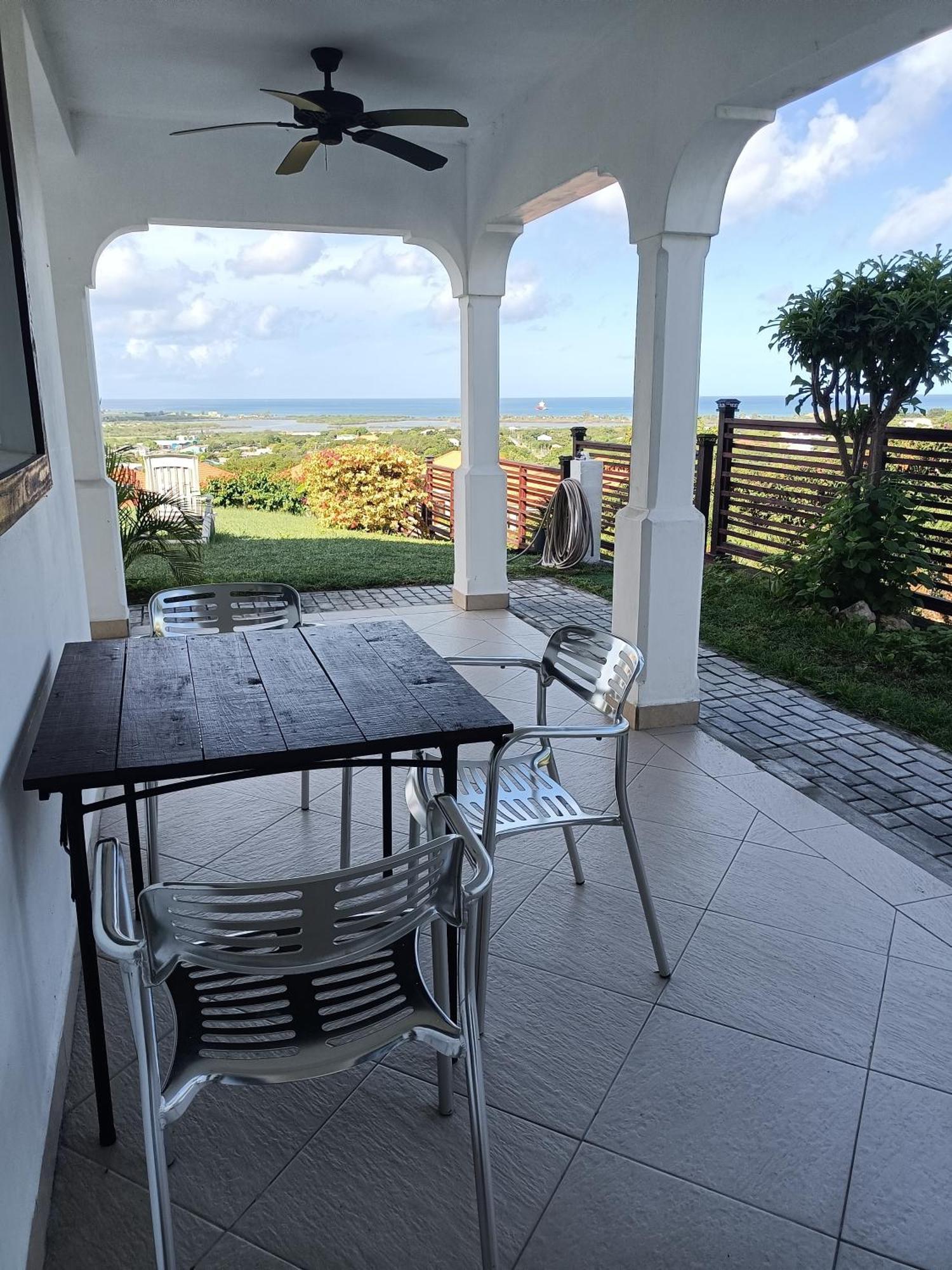 Holiday Home Belvedere Dickenson Bay Szoba fotó